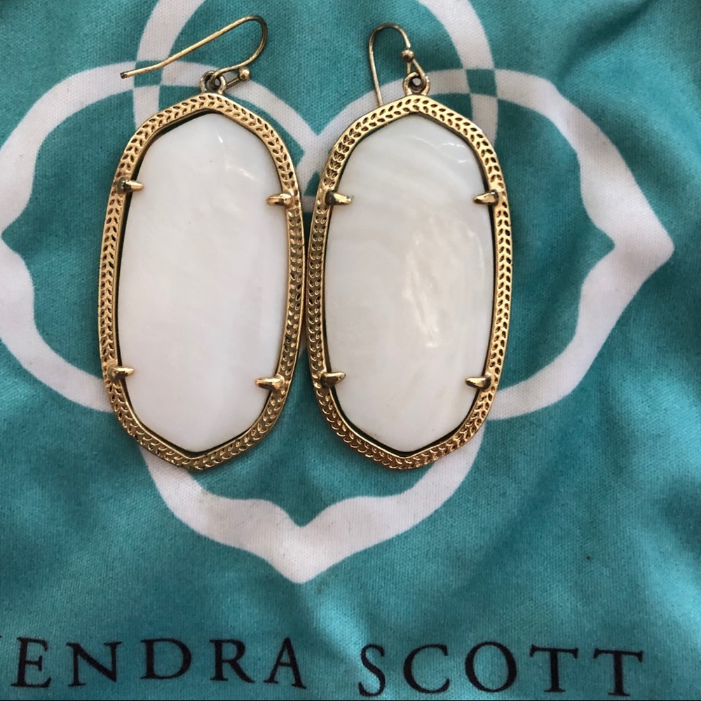 Kendra Scott Danielle Ivory Pearl (worn twice)